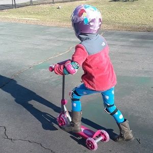 Meet your Posher, Caitlin